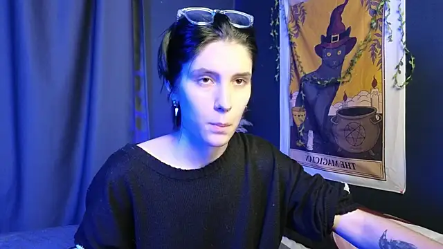 Snapshot of Hyeon_Jin chatting on 28, 1, 2025 Hyeon Jin online show from 28, 1, 2025