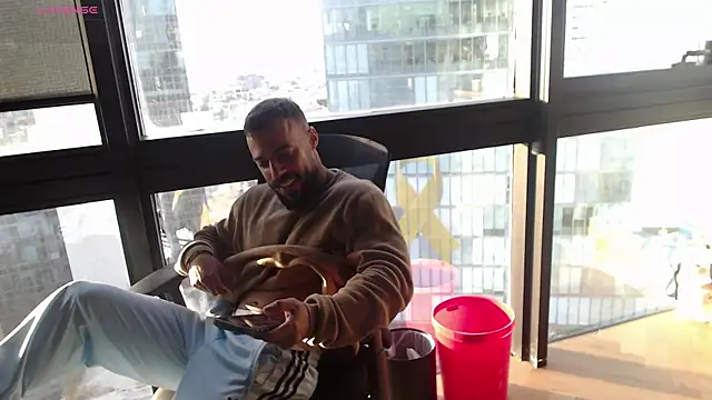 Snapshot of todddantes25 chatting on 1, 2, 2025 todddantes25 online show from 1, 2, 2025