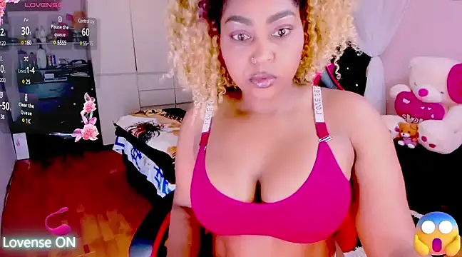 Snapshot of Aliana_Ross chatting on 10, 3, 2025 Aliana Ross online show from 10, 3, 2025