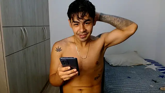 lonelydick2002 online show from 2, 11, 2025