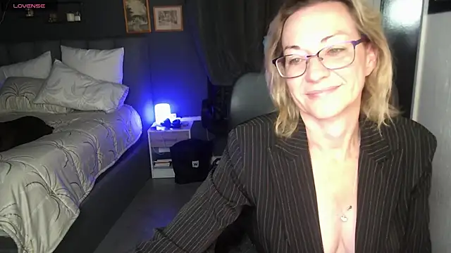 boeslaboes1 online show from 7, 11, 2025