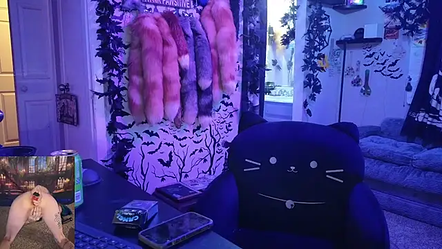 Snapshot of trashbrat chatting on 12, 2, 2026 trashbrat online show from 12, 2, 2026