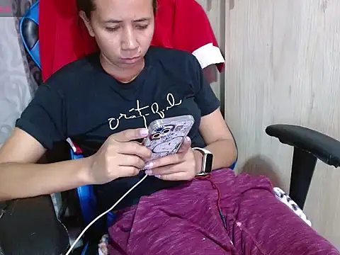 Danielagomez33 online show from 28, 5, 2026