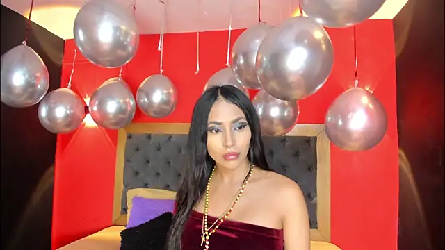 Charlot Vega  online show from 6, 1, 2026