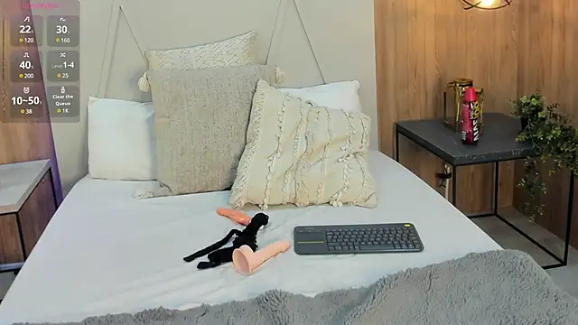 Blue Angell online show from 24, 1, 2025