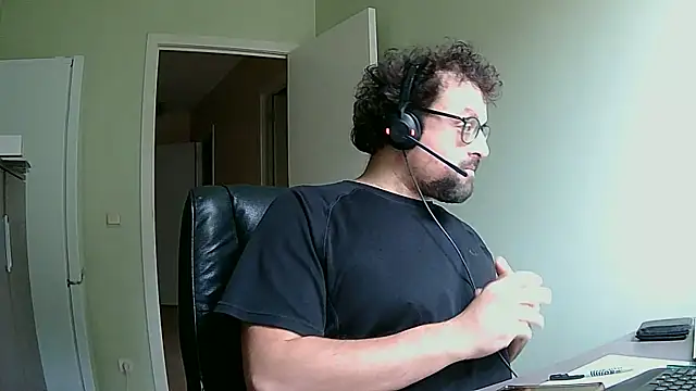 littlehairyman online show from 3, 10, 2025