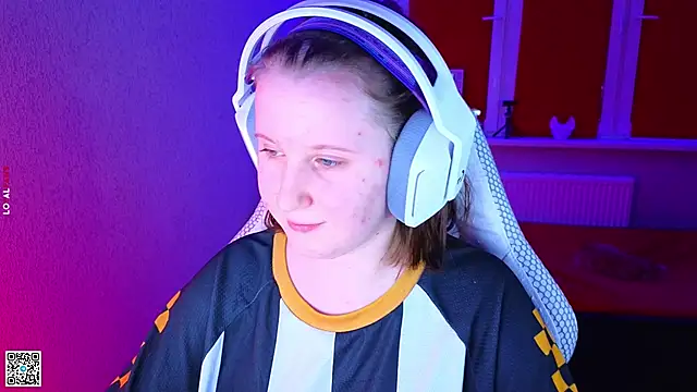 mon lola online show from 21, 11, 2025