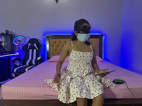 Snapshot of Tatoo_girl chatting on 22, 1, 2025 Tatoo girl online show from 22, 1, 2025