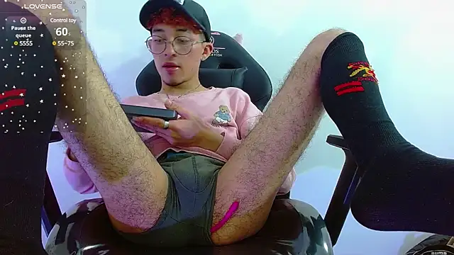 Axel tay online show from 28, 2, 2025