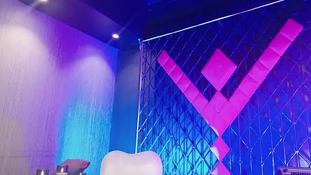 Domina-tef online show from 30, 10, 2025