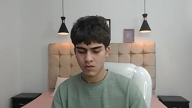 Tommy18   online show from 18, 1, 2025