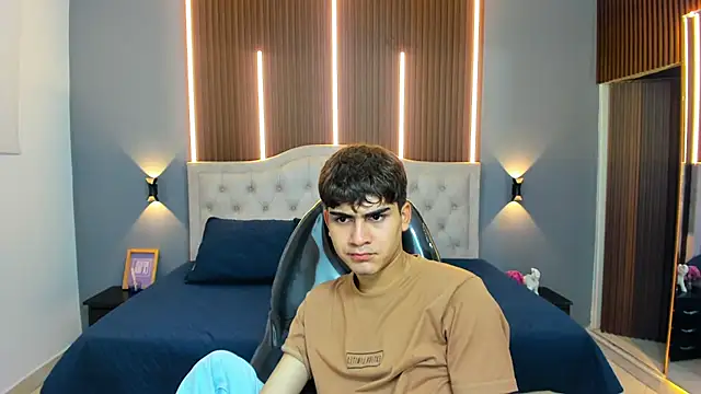 Tommy18   online show from 14, 11, 2025