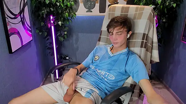 John Weasley online show from 13, 9, 2025