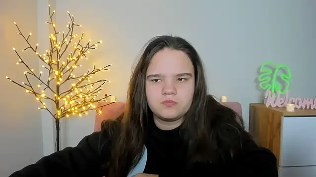 AdeleCruz online show from 20, 2, 2025