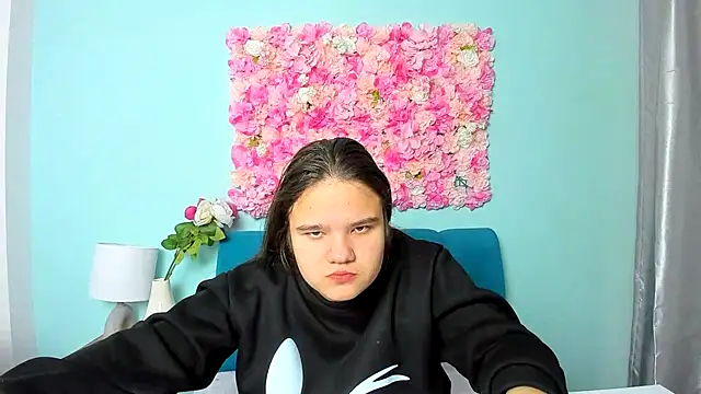 AdeleCruz online show from 24, 2, 2025