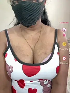 Snapshot of ArathyNambyarMallu chatting on 30, 6, 2026 ArathyNambyarMallu online show from 30, 6, 2026