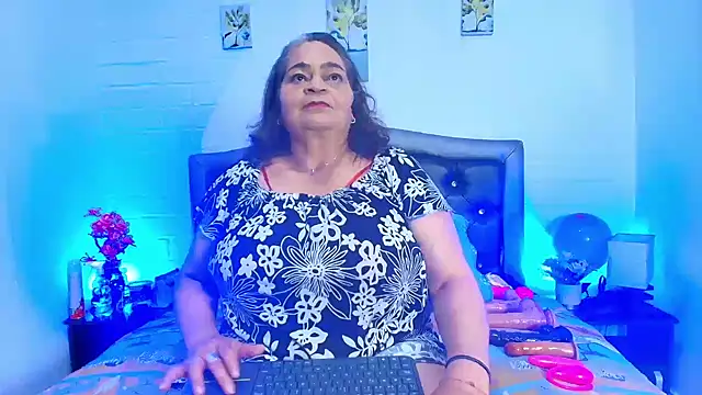 Snapshot of VickyBoobss chatting on 19, 4, 2026 VickyBoobss online show from 19, 4, 2026