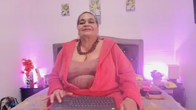 Snapshot of VickyBoobss chatting on 21, 4, 2026 VickyBoobss online show from 21, 4, 2026