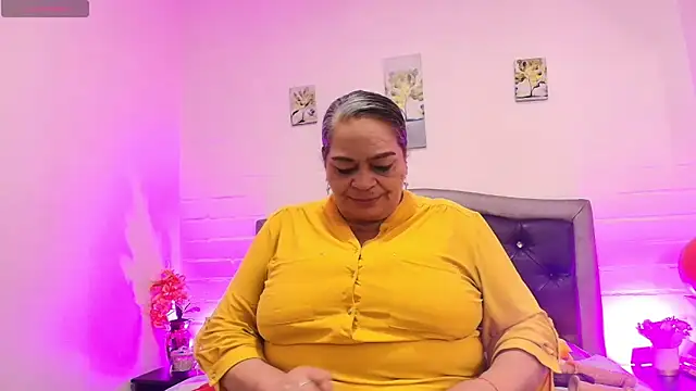 Snapshot of VickyBoobss chatting on 2, 7, 2026 VickyBoobss online show from 2, 7, 2026