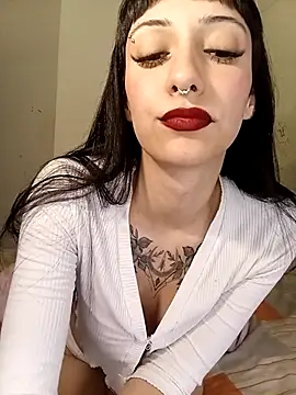 Snapshot of Chanell_19_ok chatting on 7, 11, 2025 Chanell 19 ok online show from 7, 11, 2025