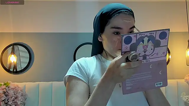 Snapshot of chelsea_bolton_ chatting on 7, 3, 2026 chelsea bolton online show from 7, 3, 2026