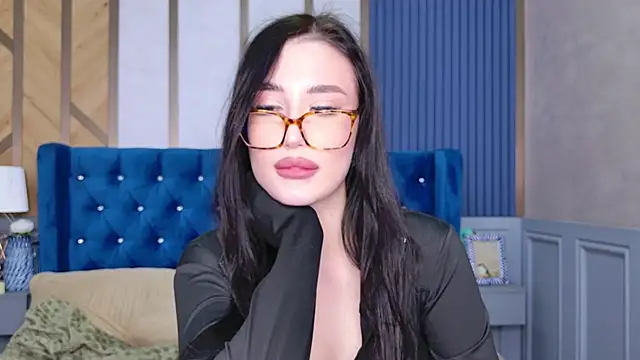 EmmaLawrens online show from 26, 2, 2025