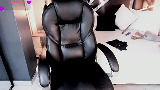 Snapshot of vaiolethsan__ chatting on 16, 2, 2026 vaiolethsan online show from 16, 2, 2026