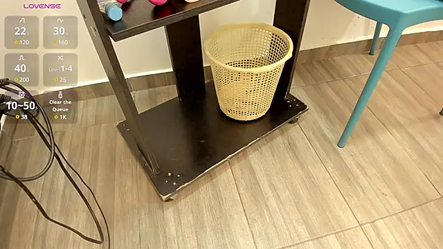 Snapshot of Thifany_Hampton_ chatting on 7, 3, 2025 Thifany Hampton online show from 7, 3, 2025