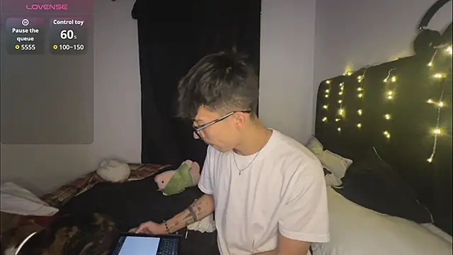 Snapshot of tim__fox chatting on 20, 5, 2026 tim fox online show from 20, 5, 2026