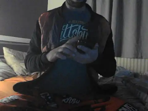 allnaked00 online show from 18, 11, 2025