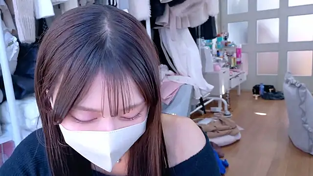 Snapshot of riken_jp chatting on 22, 11, 2025 riken jp online show from 22, 11, 2025