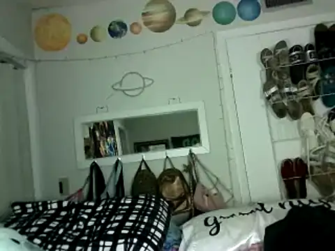 Snapshot of nikkikittyx3 chatting on 5, 3, 2025 nikkikittyx3 online show from 5, 3, 2025