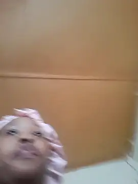 Snapshot of daddysgirly20 chatting on 25, 11, 2025 daddysgirly20 online show from 25, 11, 2025