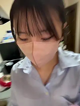 sakuchaaa 2525 online show from 4, 8, 2026