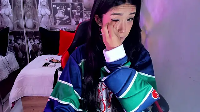 Snapshot of Lil_ceyy chatting on 12, 10, 2025 Lil ceyy online show from 12, 10, 2025