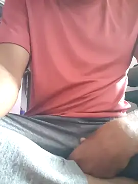 Snapshot of braveman999 chatting on 1, 12, 2025 braveman999 online show from 1, 12, 2025