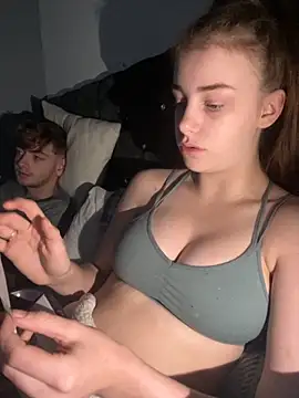 VioletxBlue online show from 14, 11, 2025