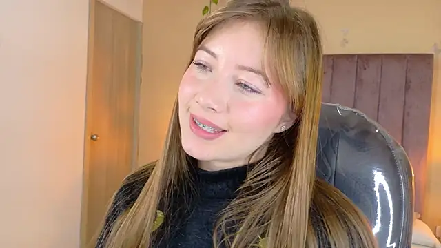 Dahlia Rousse online show from 10, 2, 2026