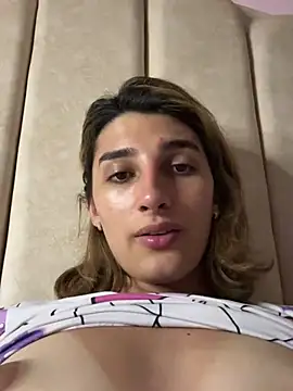 Snapshot of Queensara_ chatting on 3, 3, 2025 Queensara  online show from 3, 3, 2025