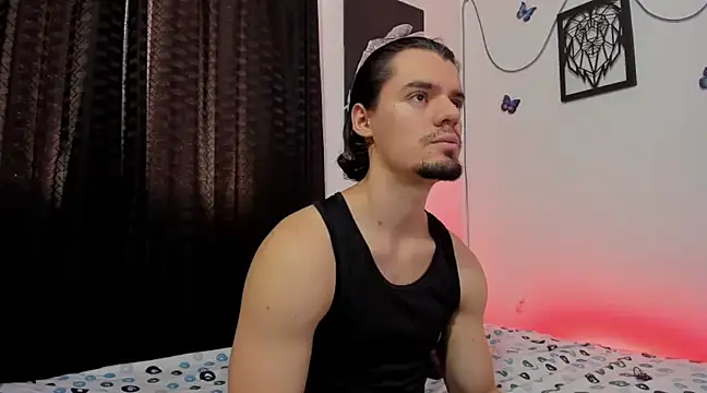 Snapshot of maxi_styles chatting on 1, 3, 2025 maxi styles online show from 1, 3, 2025