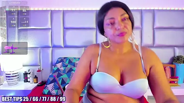 LovelyNickii online show from 15, 2, 2026