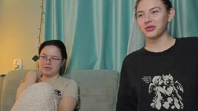 honey love honeyy online show from 18, 1, 2025