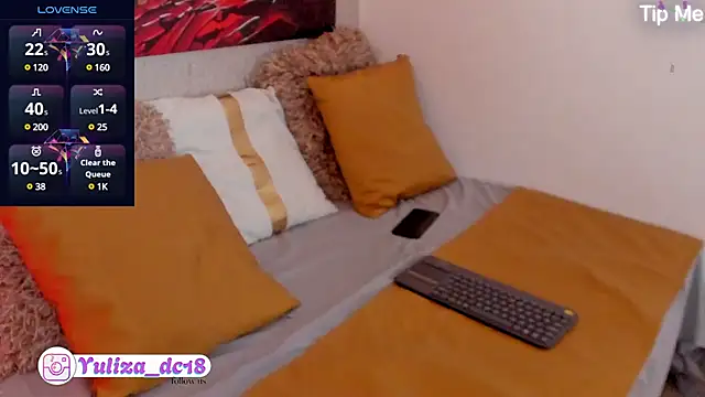 Luxury Woman online show from 18, 3, 2025