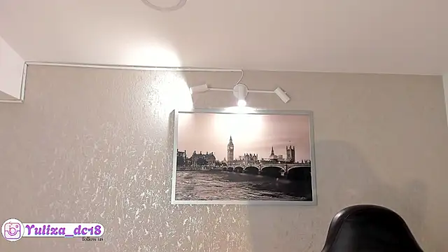 Luxury Woman online show from 3, 10, 2025