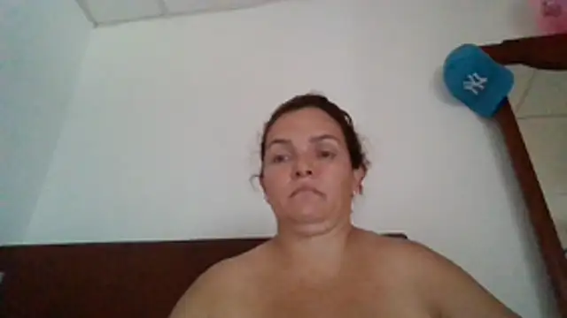 Snapshot of squirtlatinx chatting on 28, 7, 2026 squirtlatinx online show from 28, 7, 2026