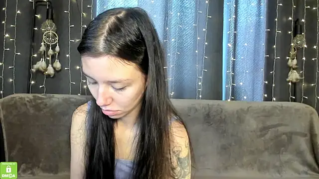 Amelia skyy online show from 16, 7, 2026