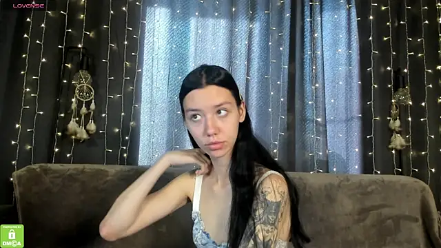 Amelia skyy online show from 20, 7, 2026