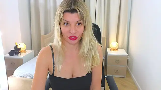 M I A M I A online show from 12, 11, 2025