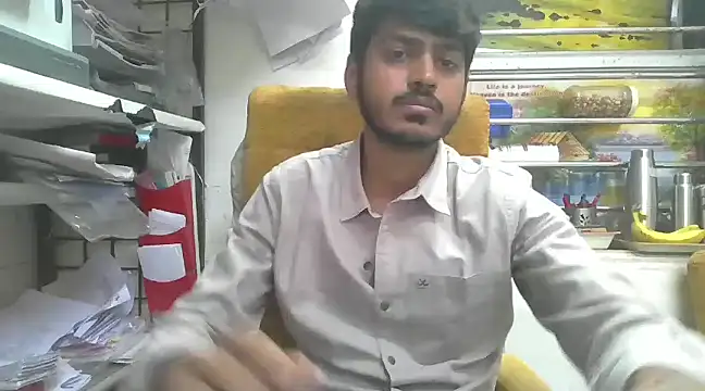 cute modell online show from 19, 2, 2025