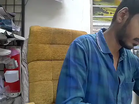 Snapshot of cute_modell chatting on 8, 11, 2025 cute modell online show from 8, 11, 2025